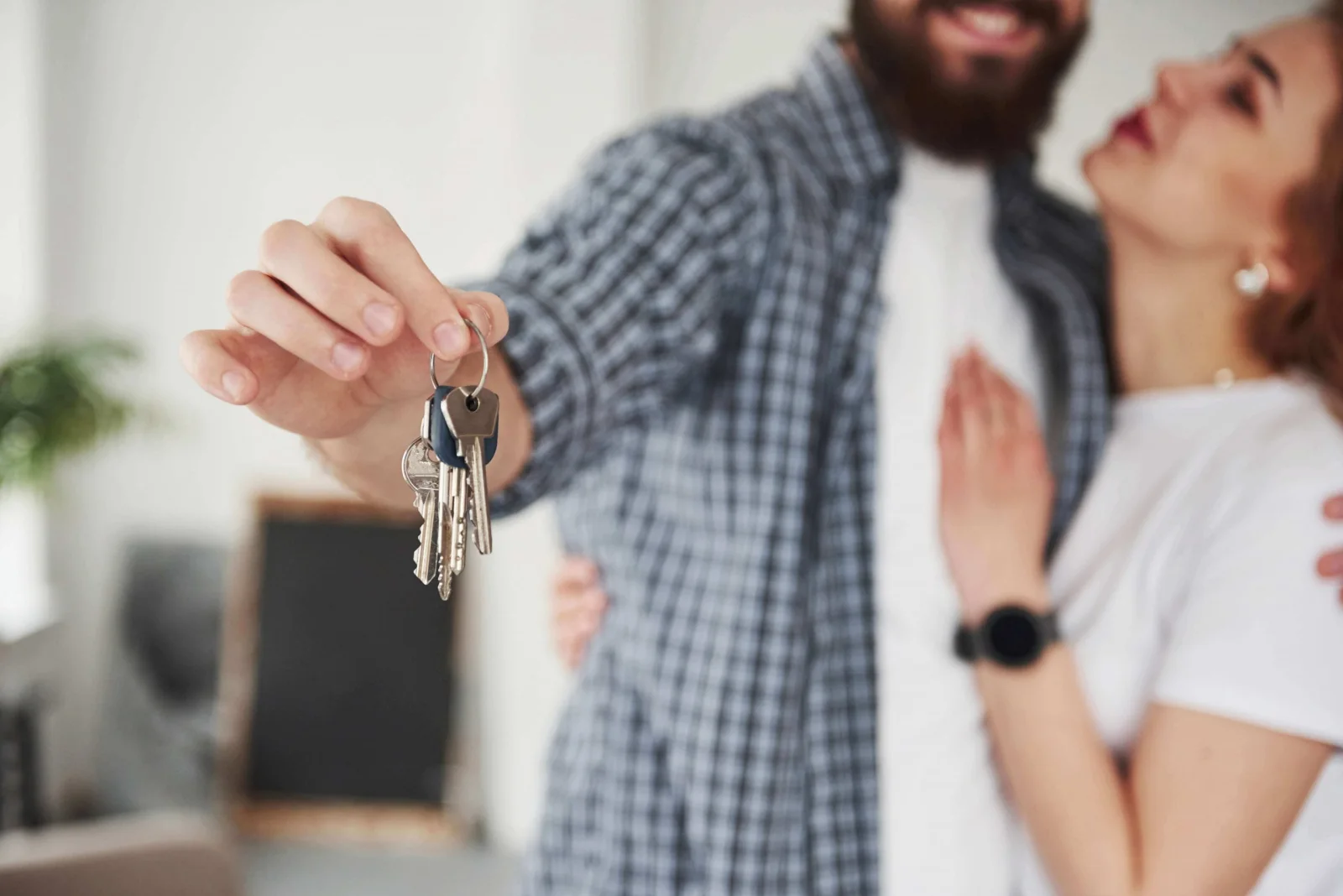 first-apartment-checklist-with-key-and-wifi