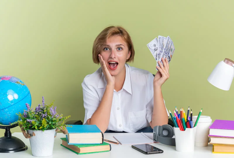 Money-Saving-Tips-for-International-Students-Renting-in-HCMC-1