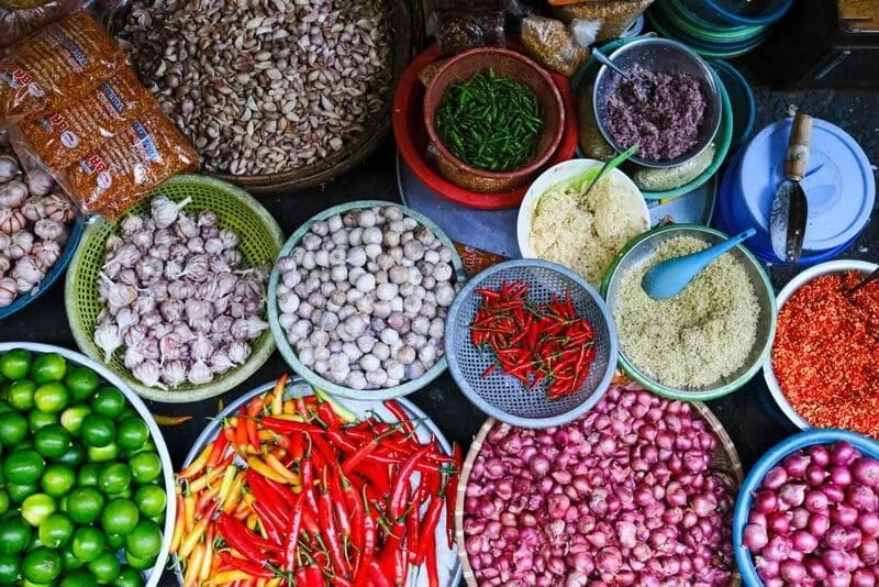 Family-Budgeting-in-Vietnam-Smart-Saving-for-Expats-3