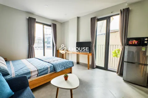 Affordable Apartment with Balcony & Washer at Huy Apartment Phu Nhuan