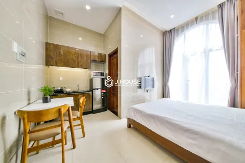 Cozy studio with big windows, fully furnished