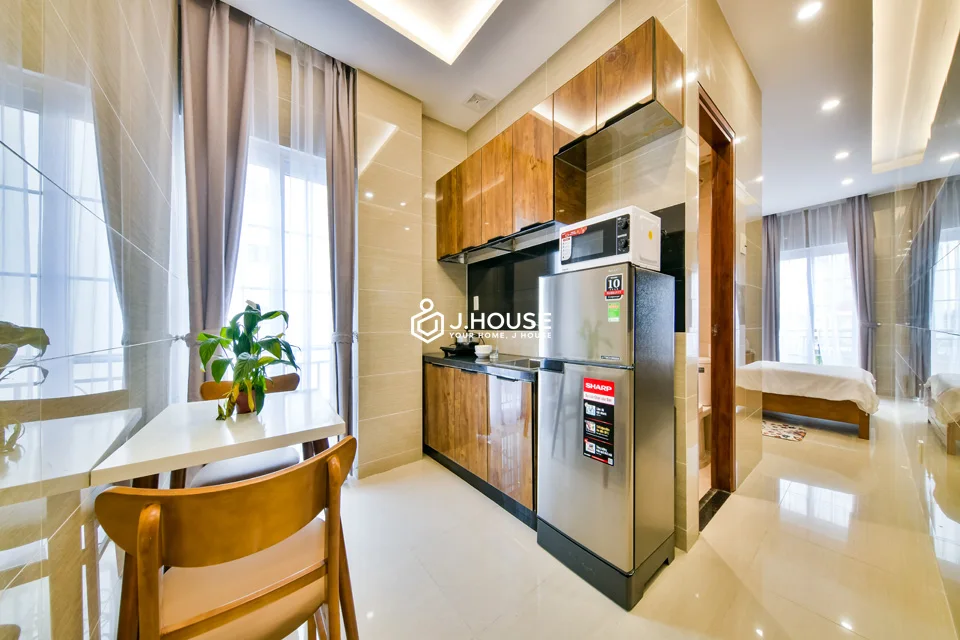 Cozy studio with big windows, fully furnished