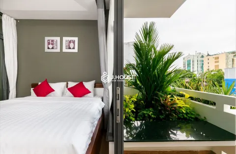 Nice and bright serviced apartment in Tan Binh District