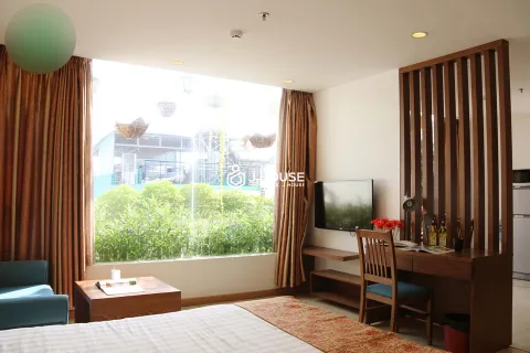 Căn Hộ Sky Garden 70m², Sân Vườn Riêng, Bồn Tắm, Trung Tâm Q1