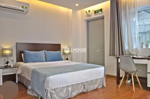 Bright 1-Bedroom Apartment for Rent at Three Oaks 4, District 3