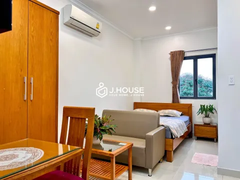 Affordable & Bright Studio Apartment at NGA House District 3