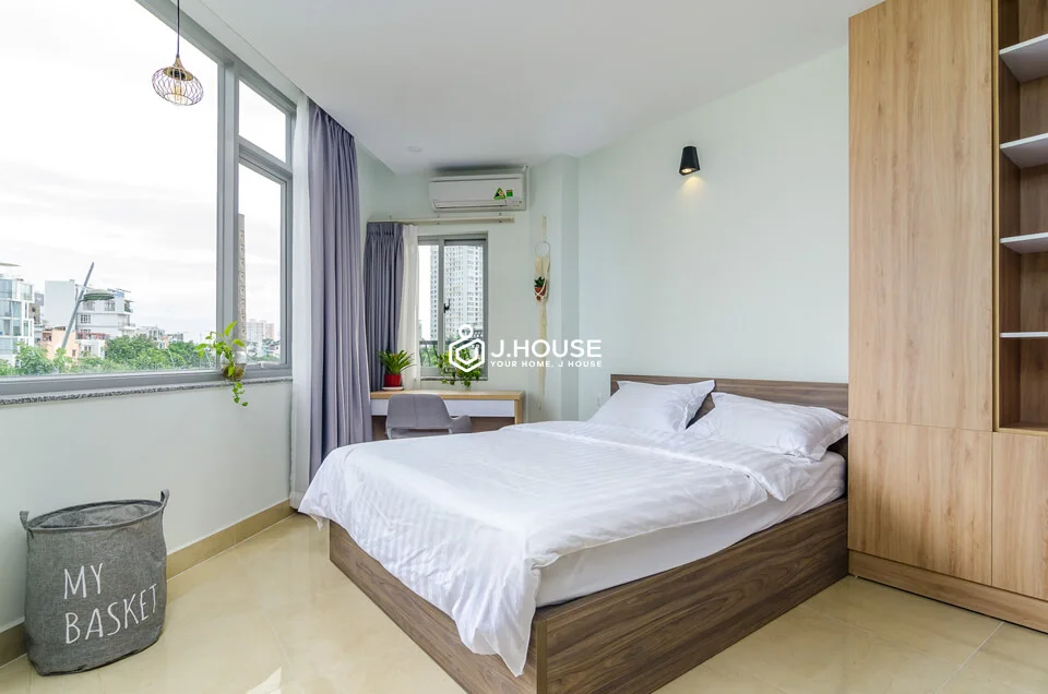 Modern 1-Bedroom Apartment with Canal Views at Helen Apartment