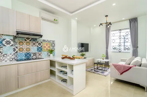Modern & Bright 1BR Apartment with Canal Views at Helen Apartment