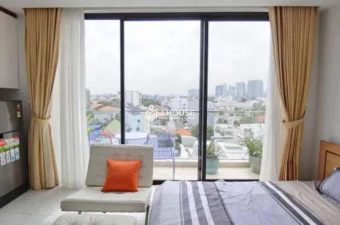 Rooftop Studio Apartments in Thao Dien: Lulu Serviced Apartments