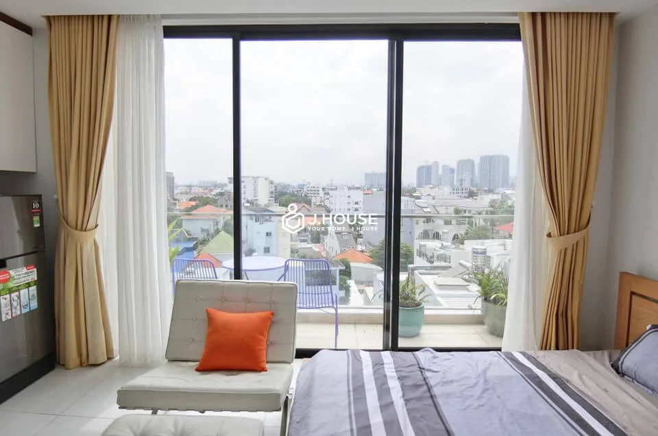 Rooftop Studio Apartments in Thao Dien: Lulu Serviced Apartments