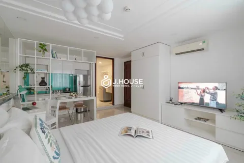 Cozy Studio Apartment with Gym at Grace Apartment 3 Phu Nhuan