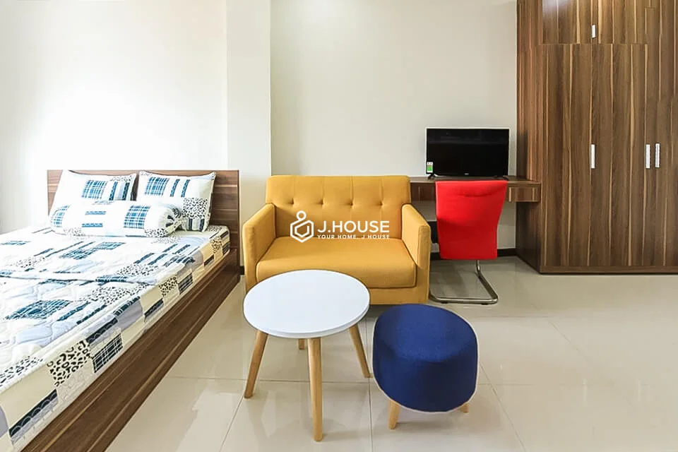 Cho thuê căn hộ đầy đủ nội thất giá rẻ tại Nga House, Bình Thạnh