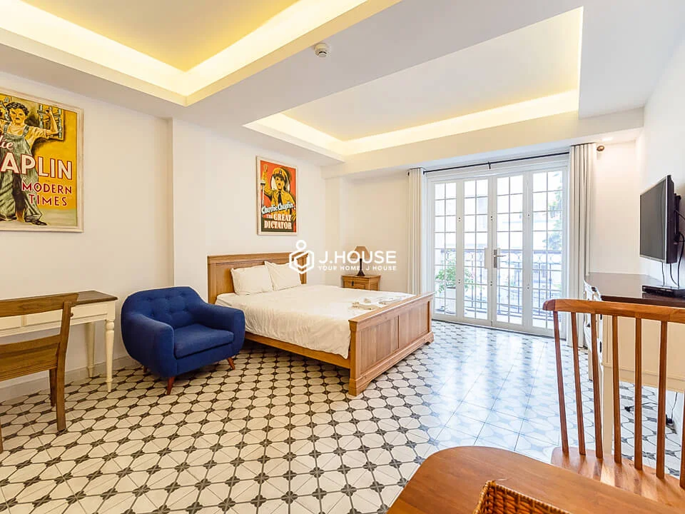 Căn hộ studio hiện đại full nội thất và có ban công tại Thảo Điền