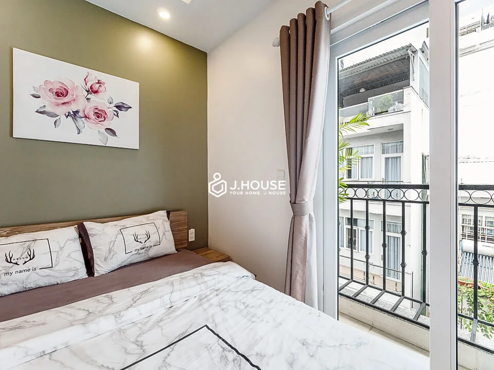 Cozy 1-bedroom apartment with balcony in Thao Dien District 2