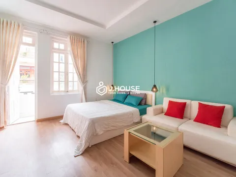 Rent bright 1 bedroom apartment on Quoc Huong Street District 2
