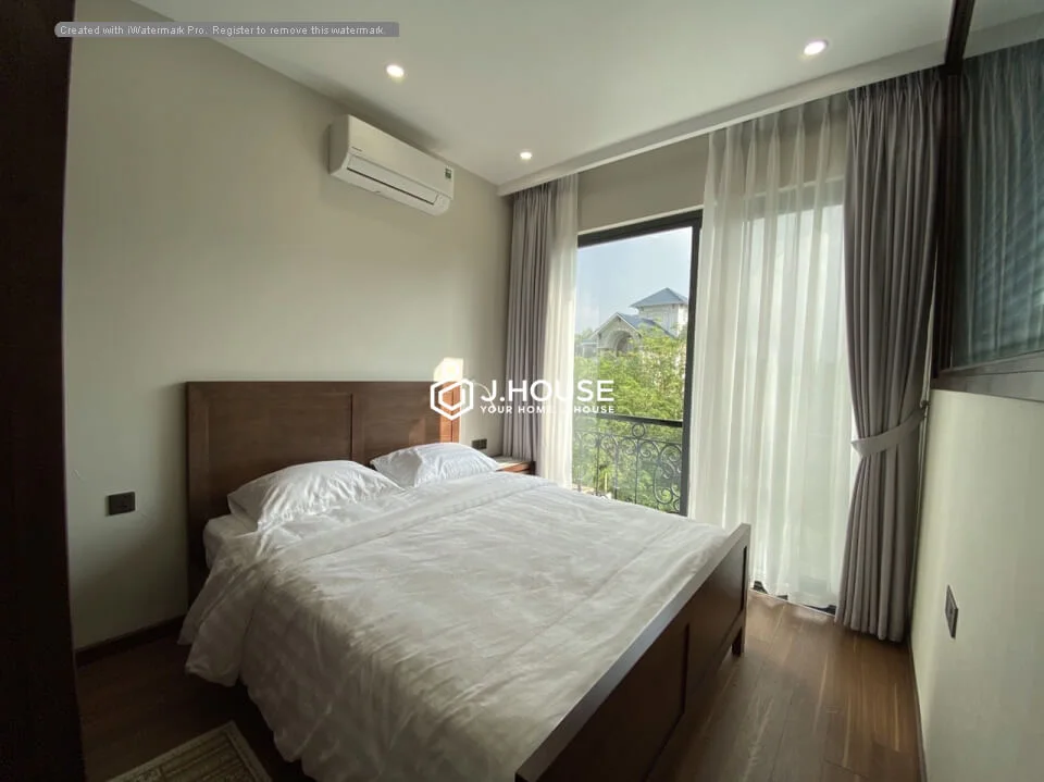 Modern 1BR Apartment for Rent in Giang Apartment District 2