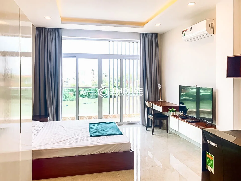 Spacious studio with balcony in the central area of District 7
