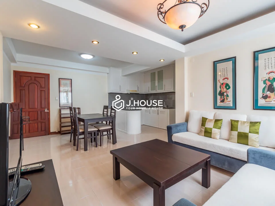 Rent 2BR apartment with pool and GYM in Phu Nhuan District, HCMC
