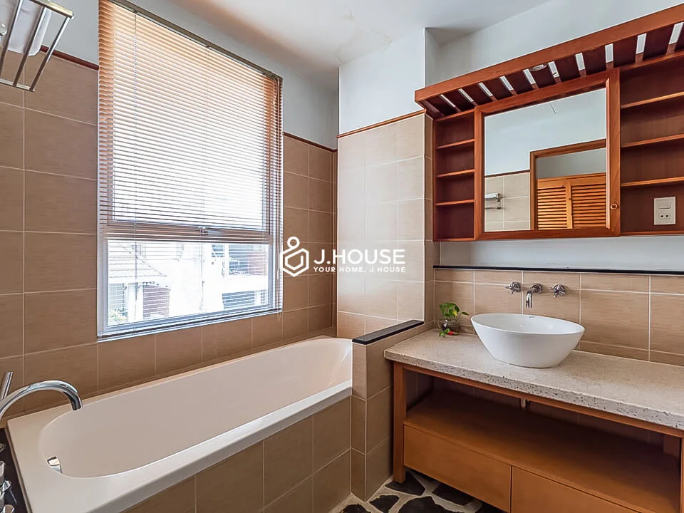 Japanese-Style 1BR Apartment with Balcony at Tien Apartment Phu Nhuan