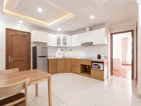 Spacious and comfortable apartment with gym and pool D2