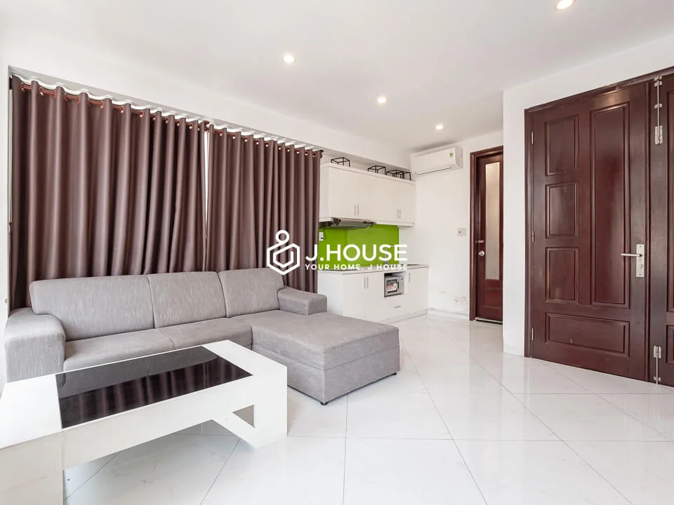 Fully furnished serviced apartment near airport Tan Binh District