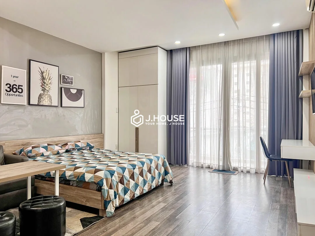 Stunning Studio with Balcony in An Khanh Ward, District 2