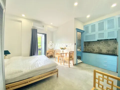 Studio Apartment with Balcony for Rent in Peace At Home Villa District 2