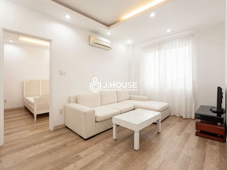 European Style 2-Bedroom Apartment at Lynk Tower District 3