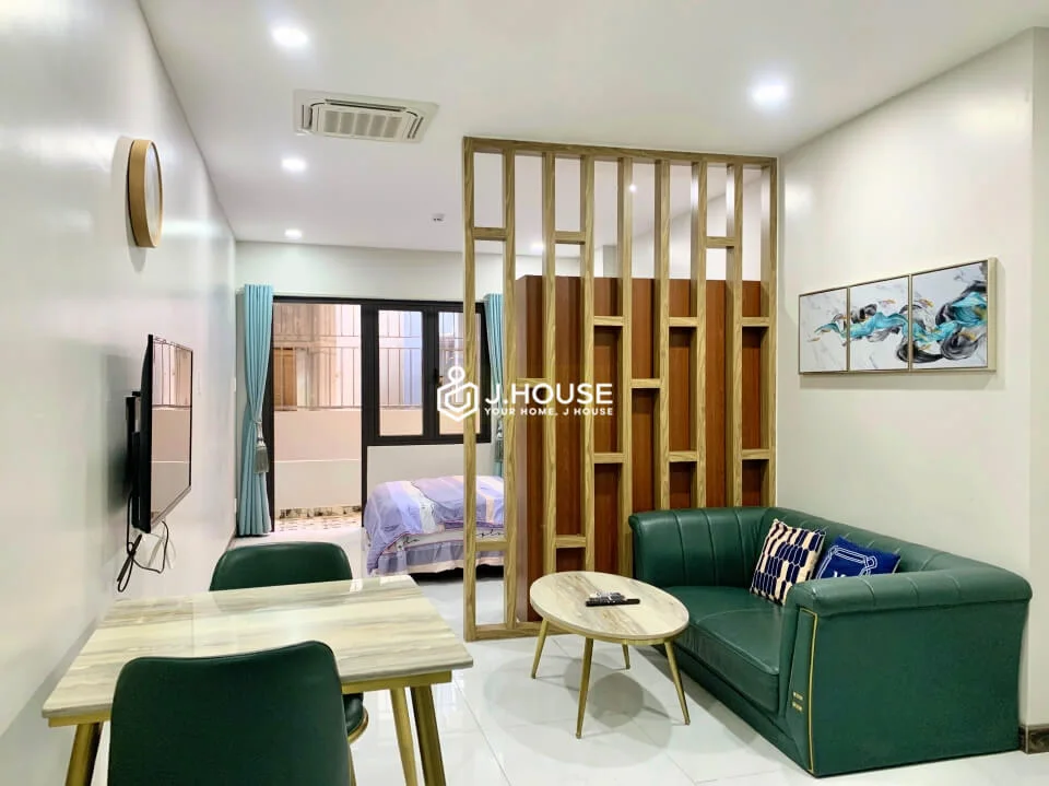 Căn Hộ Studio Ban Công, Đầy Đủ Nội Thất tại Hằng Apartment Tân Bình