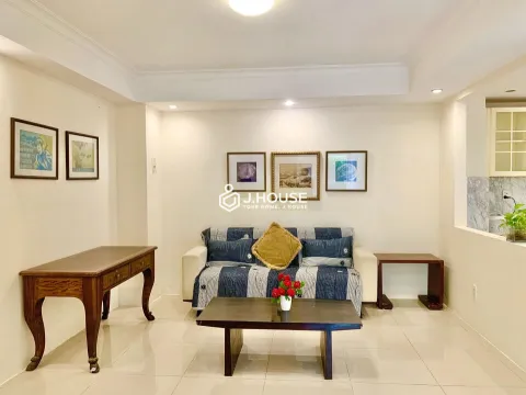 Spacious apartment for rent with nice kitchen in Thao Dien, D2