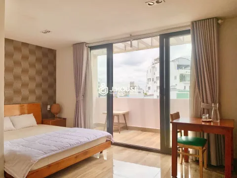 Căn hộ tầng thượng có ban công riêng tại SummerHouse Saigon