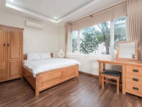 Cozy 1-BR Apartment for Rent w/ Balcony - Merin City Suites, District 5