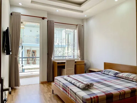 1-Bedroom Apt with Balcony at Hoang Thai Apartment District 1