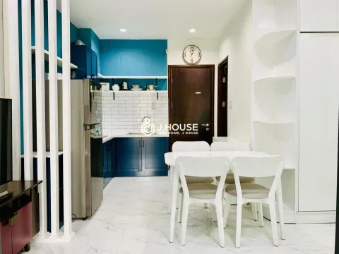 Cho thuê căn hộ full nội thất có ban công và máy giặt tại Thảo Điền
