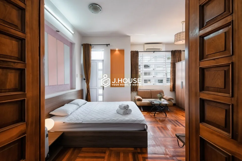 Fully Furnished 1-BR Apartment with Balcony at Home De Art 1 D1