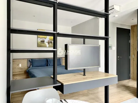Bright modern serviced apartment on Thai Ly Street, Thao Dien