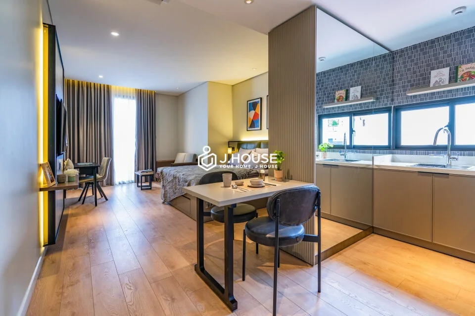 Căn hộ hiện đại và tiện nghi tại BeHOLM Residences Thảo Điền