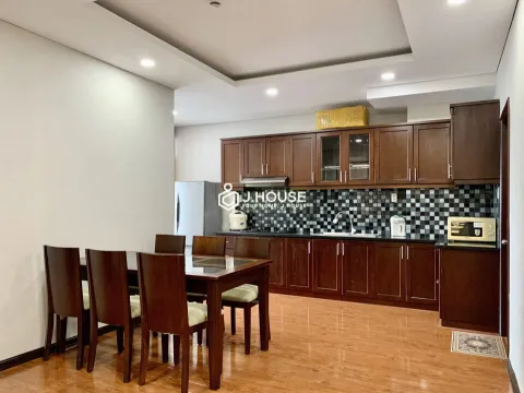 International Plaza | 2-BR serviced apartment has balcony on 11 floor