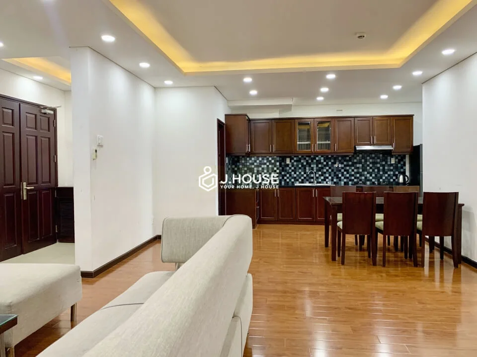 International Plaza | Căn hộ 2 PN full nội thất 2 ban công tầng 11