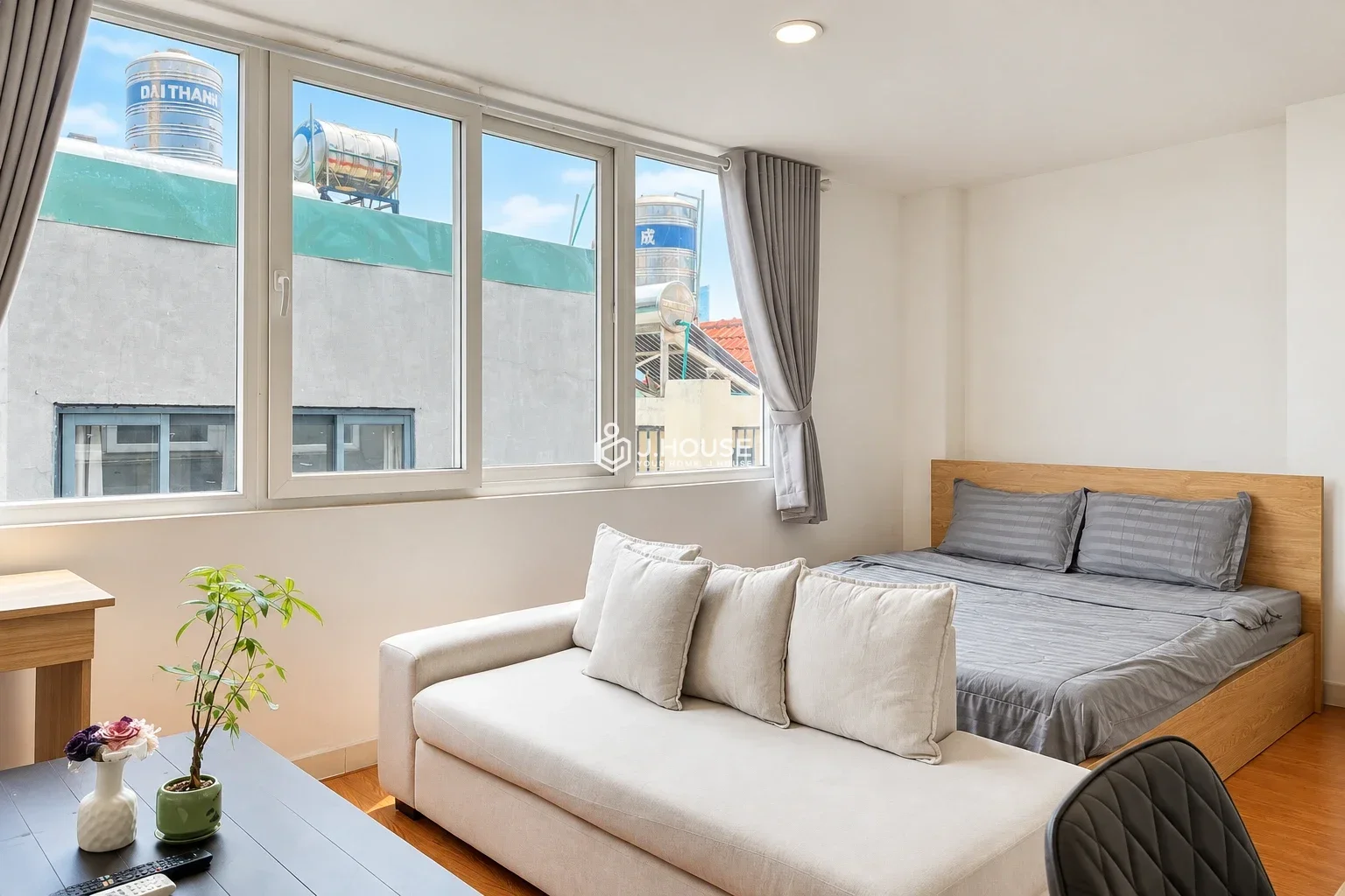 Fully Furnished Studio Apartment for Rent - Vu's Apartment, Binh Thanh