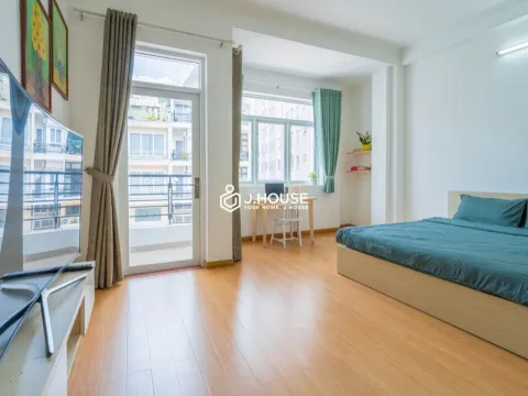 Cho thuê căn hộ 1PN rộng, có ban công tại LalaHouse, Bình Thạnh