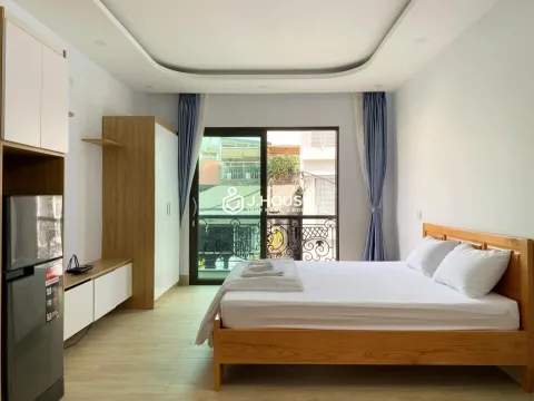 Bright apartment has a balcony on Nam Ky Khoi Nghia St., District 3
