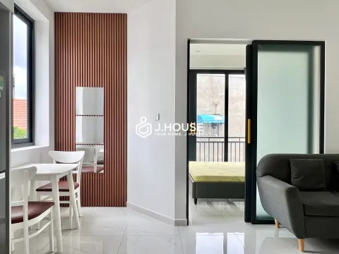 Fully furnished apartment has a balcony in Thao Dien, District 2