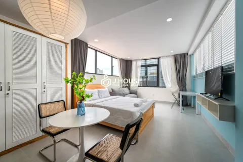 Modern Studio Apartment with Bathtub at DKA Building Da Kao D1