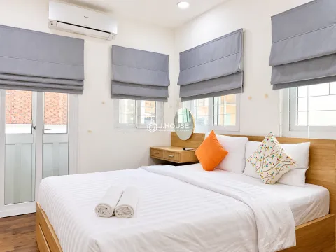 Căn Hộ Italy 2 Phòng Ngủ, Ban Công, Gần Ga Metro - Việt Apartment