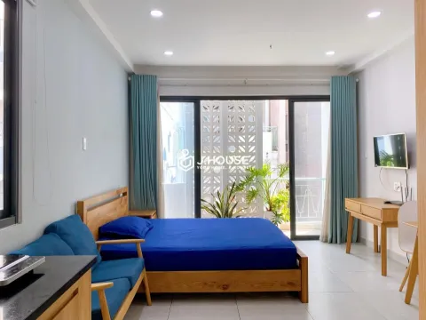 Bright and affordable apartment on Dien Bien Phu Street, District 10