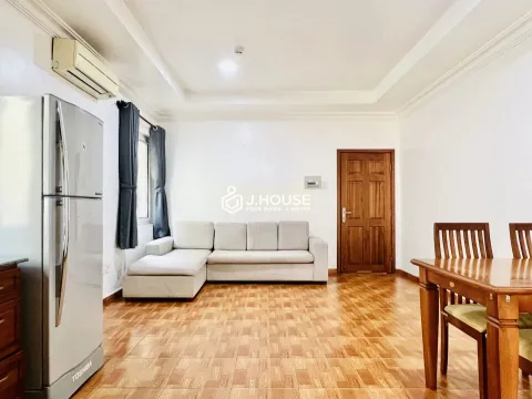 Căn hộ 2 phòng ngủ rộng rãi có hồ bơi sân thượng tại Thảo Điền