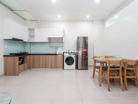 Căn Hộ 1PN Lanh House Tân Bình: Ban Công, Đủ Nội Thất, Gần Sân Bay