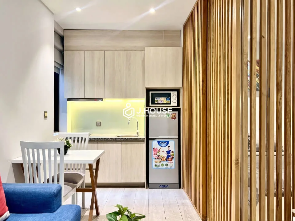 Cho thuê căn hộ dịch vụ 1PN giá rẻ tại Lucky Resident, Bình Thạnh