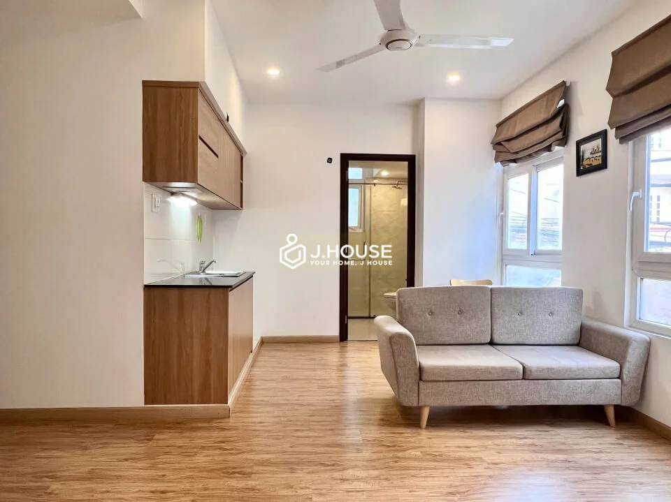 Căn Hộ 1PN Giá Rẻ Gần Sân Bay tại Crown Apartment Tân Bình